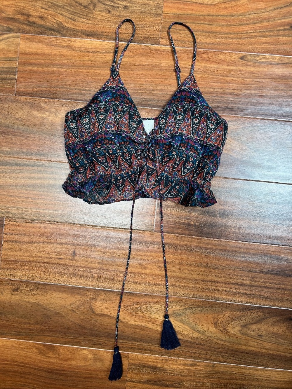 Lost + Wander Boho Paisley Crop Top Size Small Tassel Tie Cami Festival-Small
